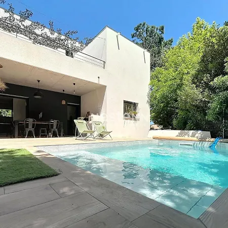3392-villa Avec Piscine Privative Et Terrain De Pétanque Villa Baho