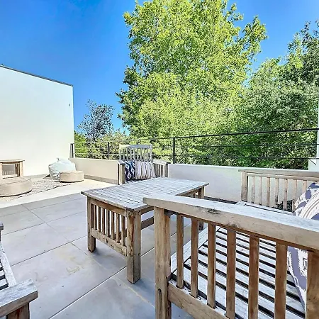 3392-villa Avec Piscine Privative Et Terrain De Pétanque * Baho